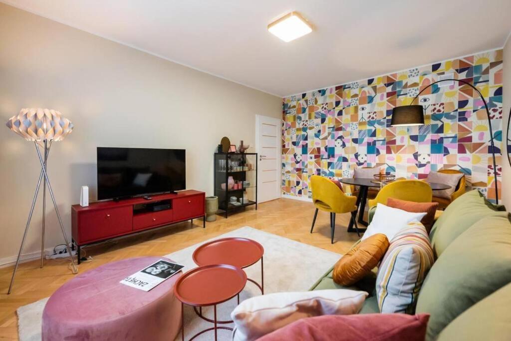 Eclectic City Apartment Near Old Town วอร์ซอ ภายนอก รูปภาพ